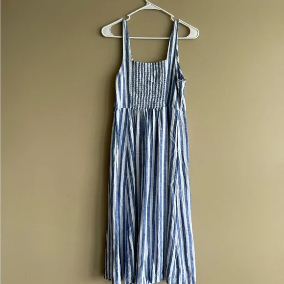 Old Navy Blue and White Linen Strap Sundress - Picture 3 of 8